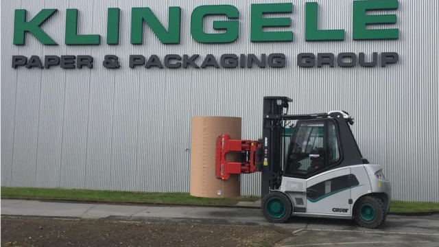 Carer Elektrostapler bei Klingele Paper & Packaging Group