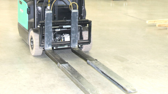 Hydraulische Zinkenverstellung