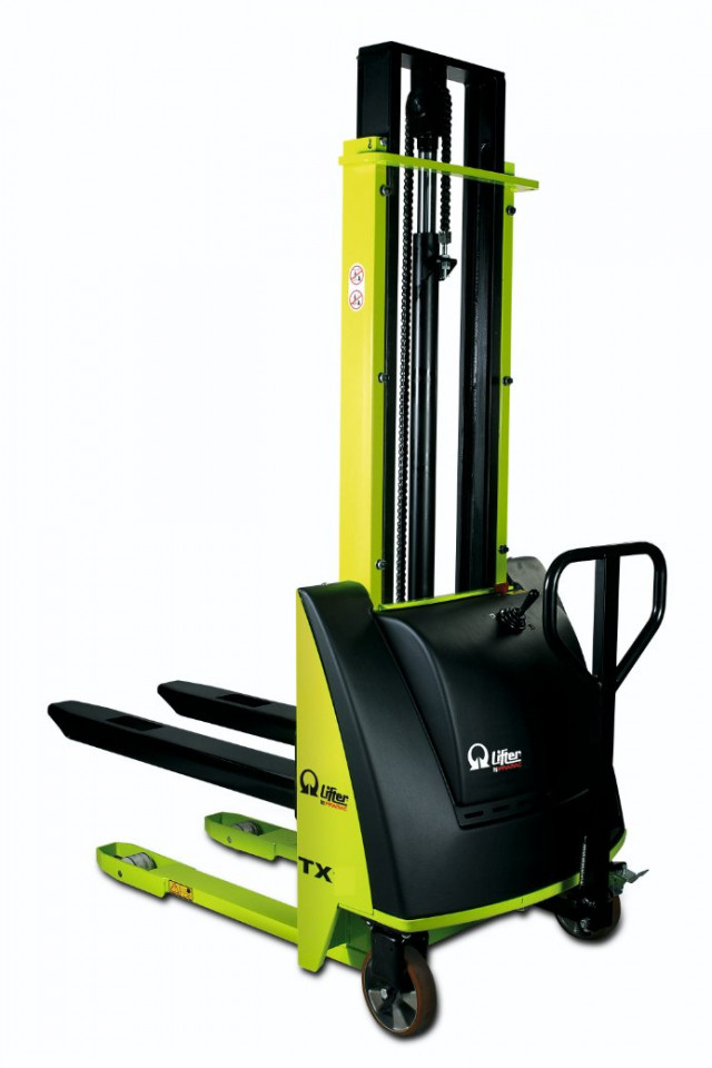 Halbautomatische Deichselstapler