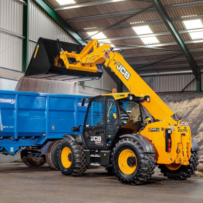 Teleskoplader von JCB